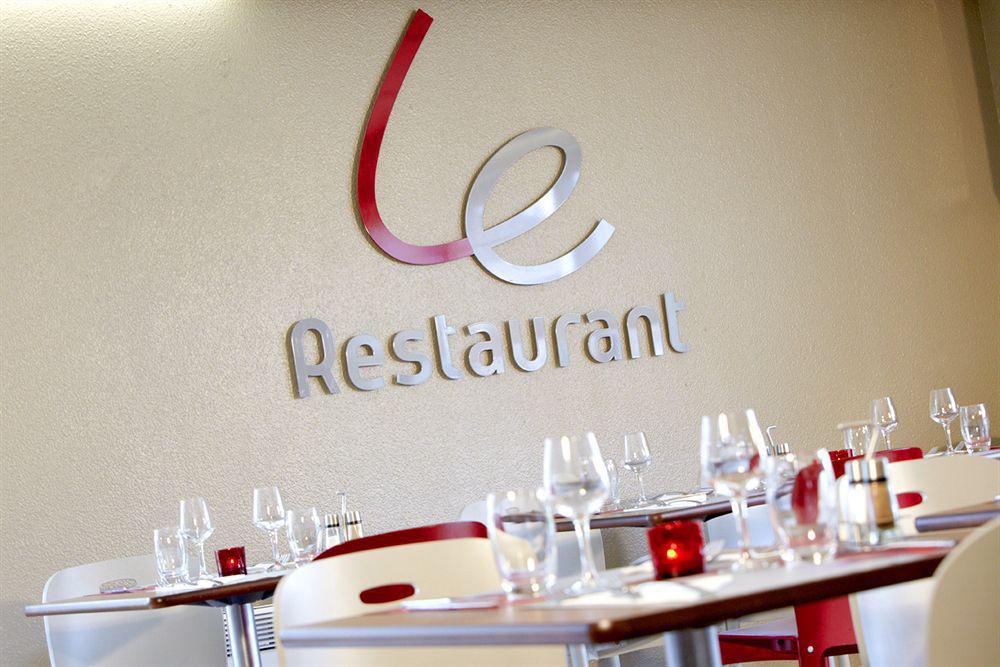 Campanile Lyon Dardilly Porte De Lyon Restoran fotoğraf